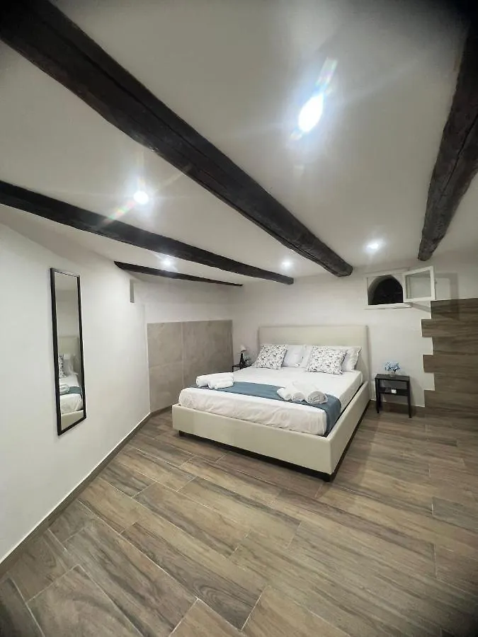 Lucullo'S Home Naples