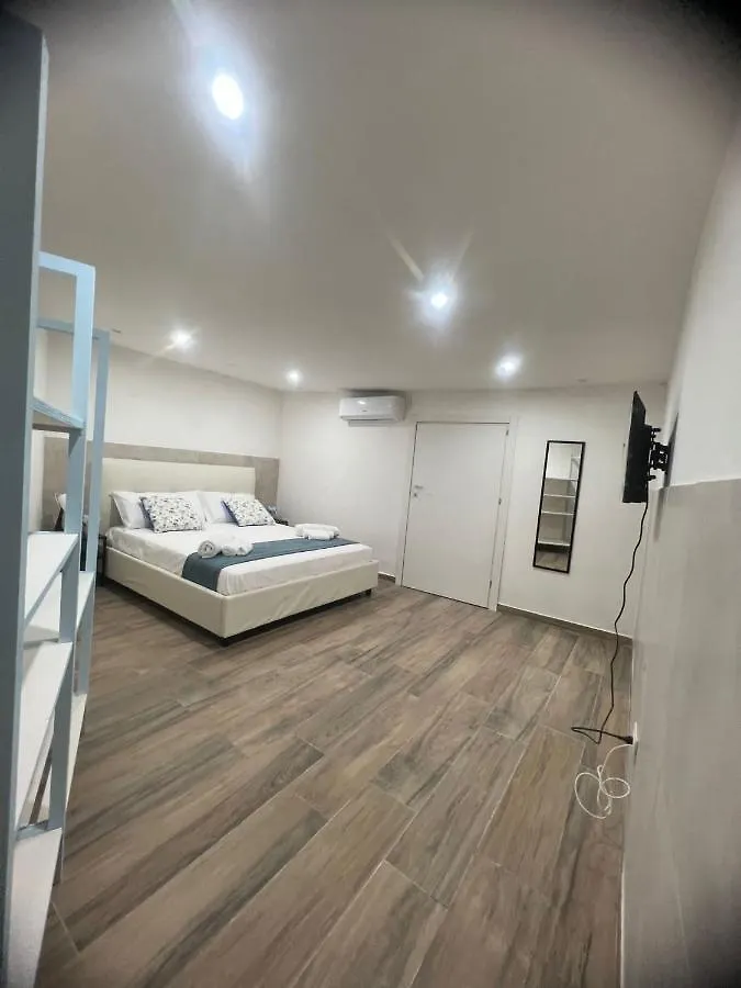 Apartment Lucullo'S Home Naples